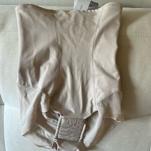 Colombia Leonisa faja size S brand new